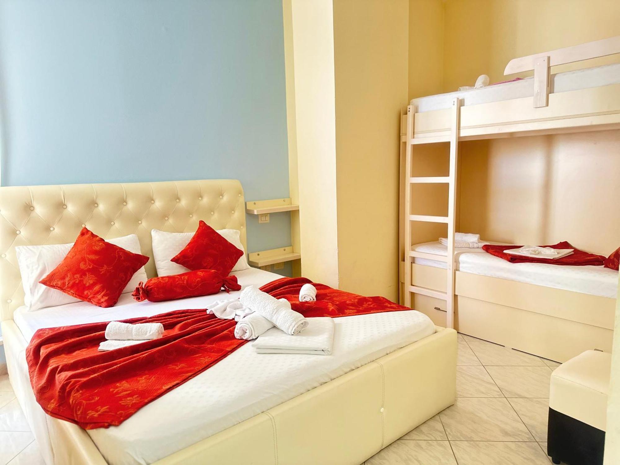 Hotel Garden Радиме Екстер'єр фото