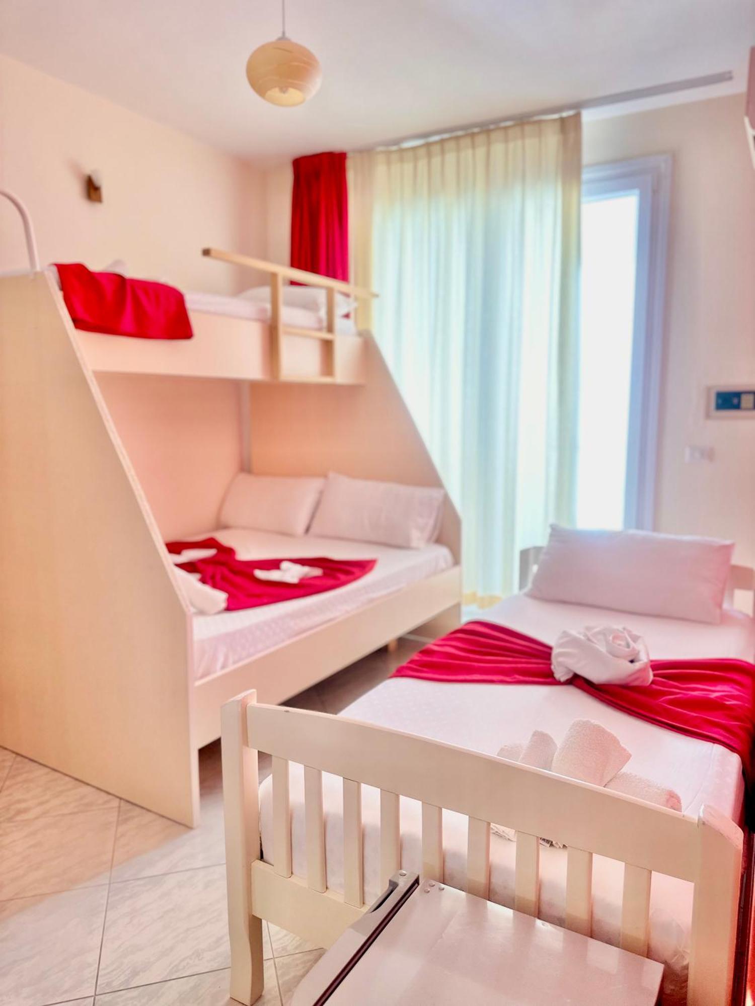 Hotel Garden Радиме Екстер'єр фото