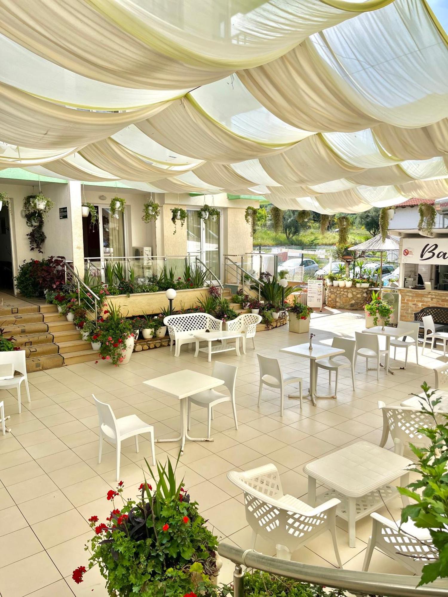 Hotel Garden Радиме Екстер'єр фото