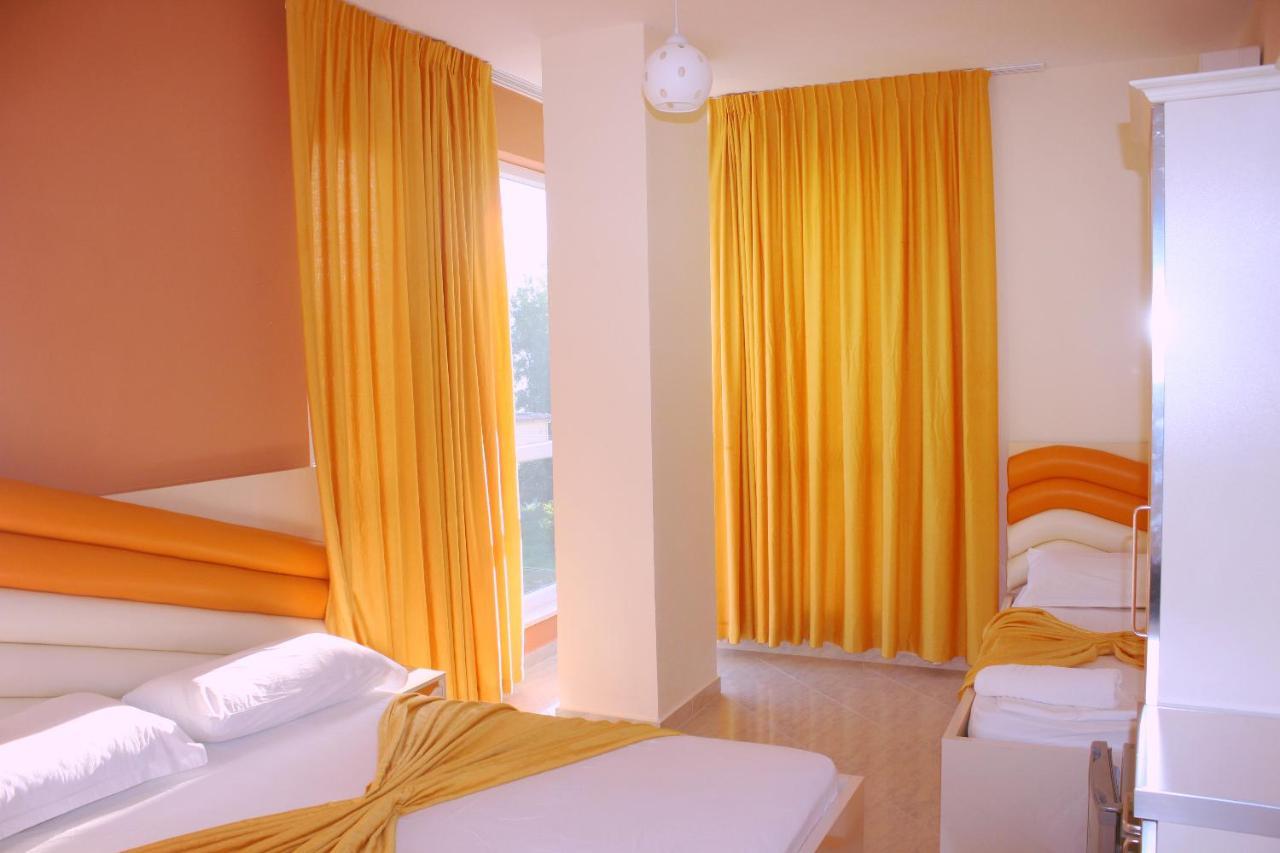 Hotel Garden Радиме Екстер'єр фото